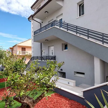 Sego Apartment *